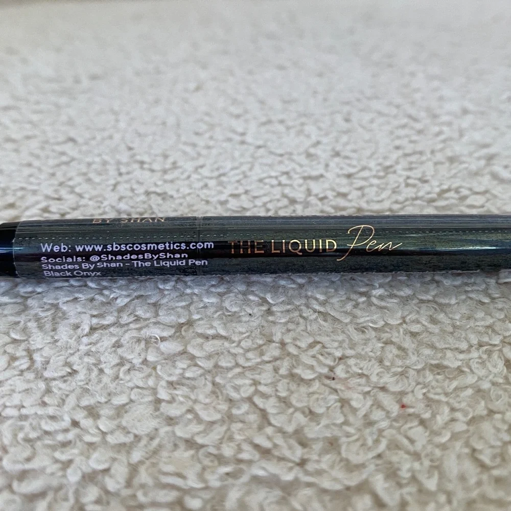 NEW Shades by Shan Liquid Eyeliner in Black Onyx | Liner